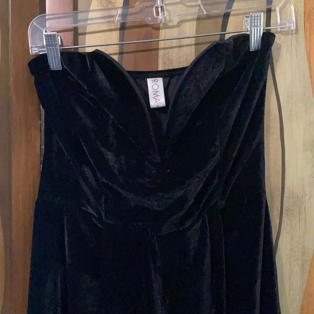 Roma Black Velvet, Strapless Formal Dress, Size Medium